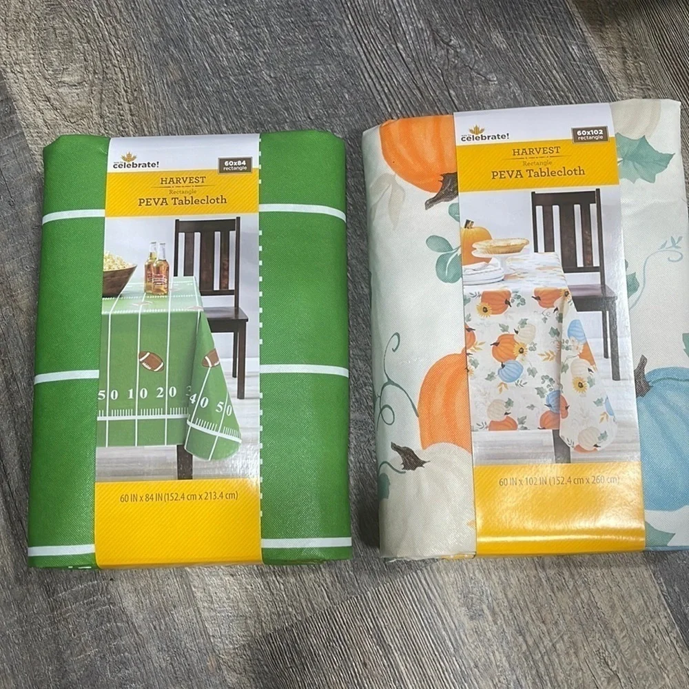 2 rectangle tablecloths